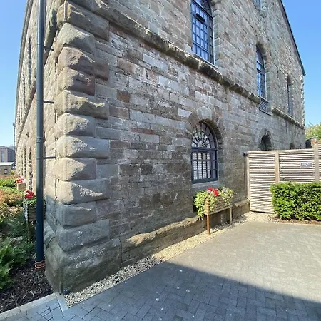 Sublime Waterfront Retreat With Private Terrace * Bristol