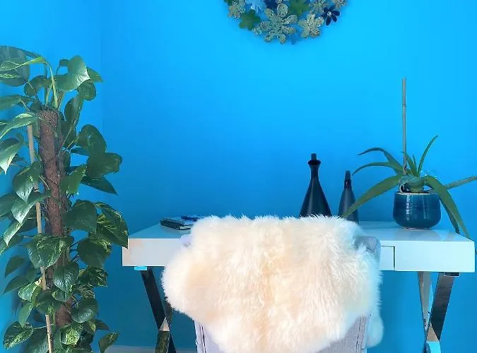 Sublime Waterfront Retreat With Private Terrace Daire *